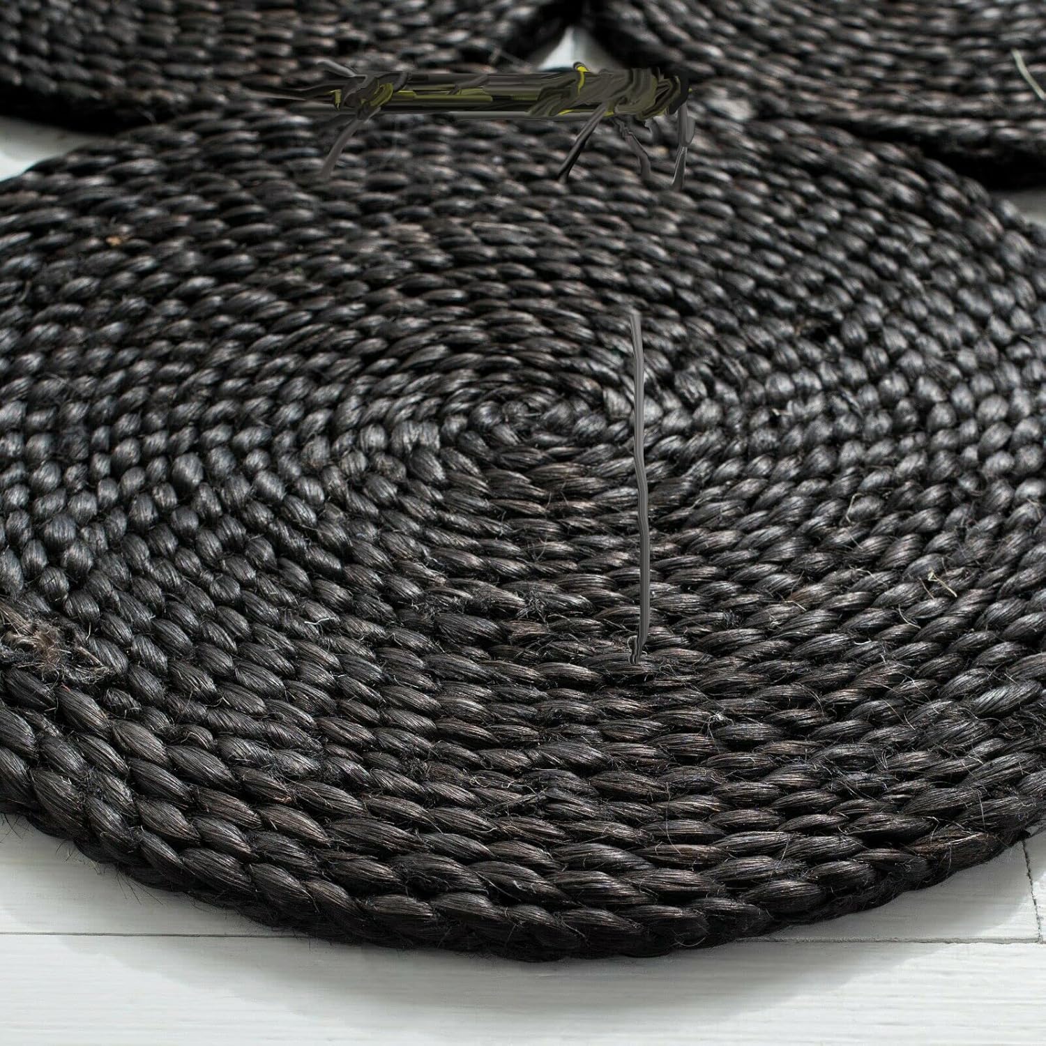 Circle Design Round Natural Jute Handmade Braided Area Rug Living room, Kitchen, Indoor Outdoor Carpet Rug (60x60 CM (2X2 Square Feet), Black)